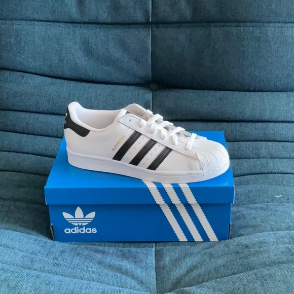 ADIDAS SUPERSTARS - Picture 1 of 4